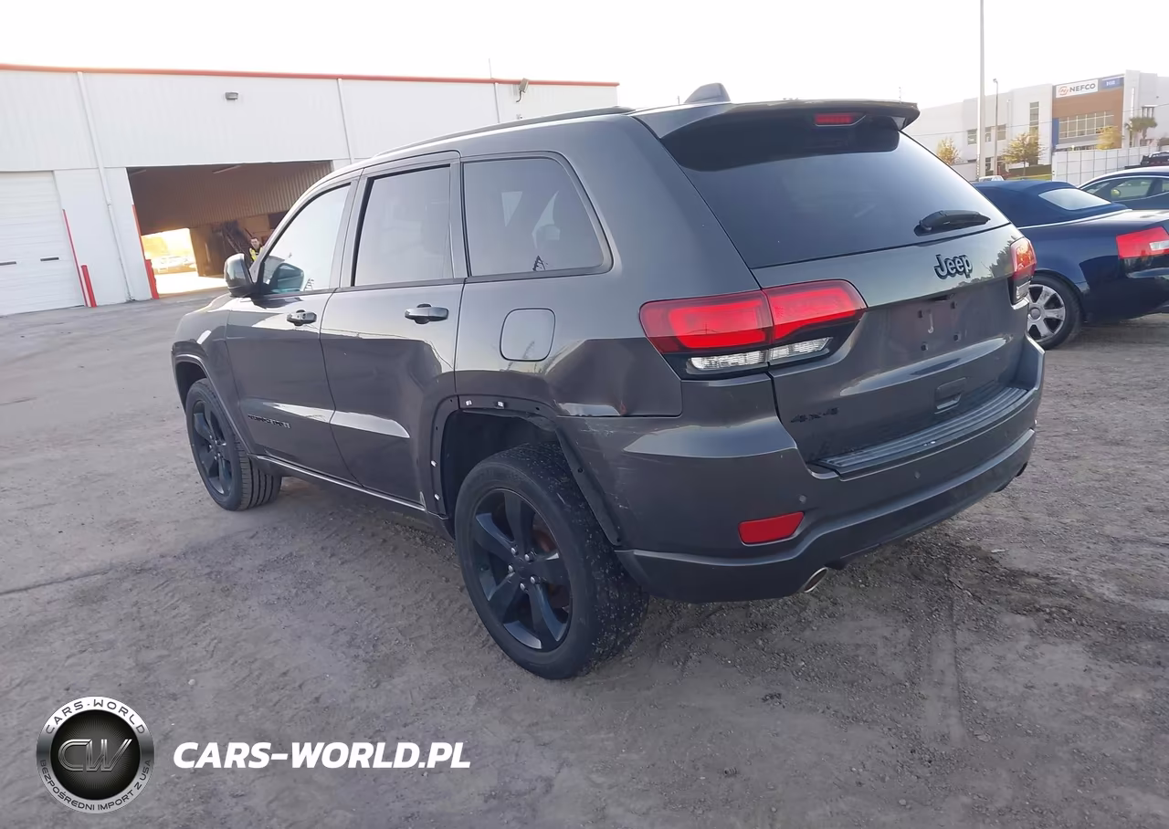 2015 Jeep Grand Cherokee Altitude VIN:1C4RJFAG0FC116471 - 3