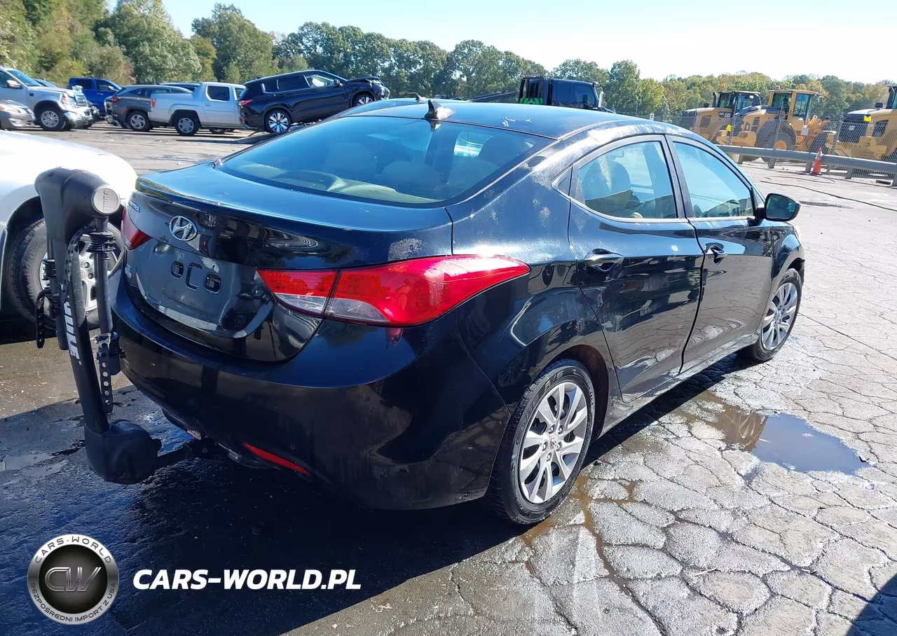 2012 Hyundai Elantra Gls VIN:5NPDH4AE5CH103028 - 4