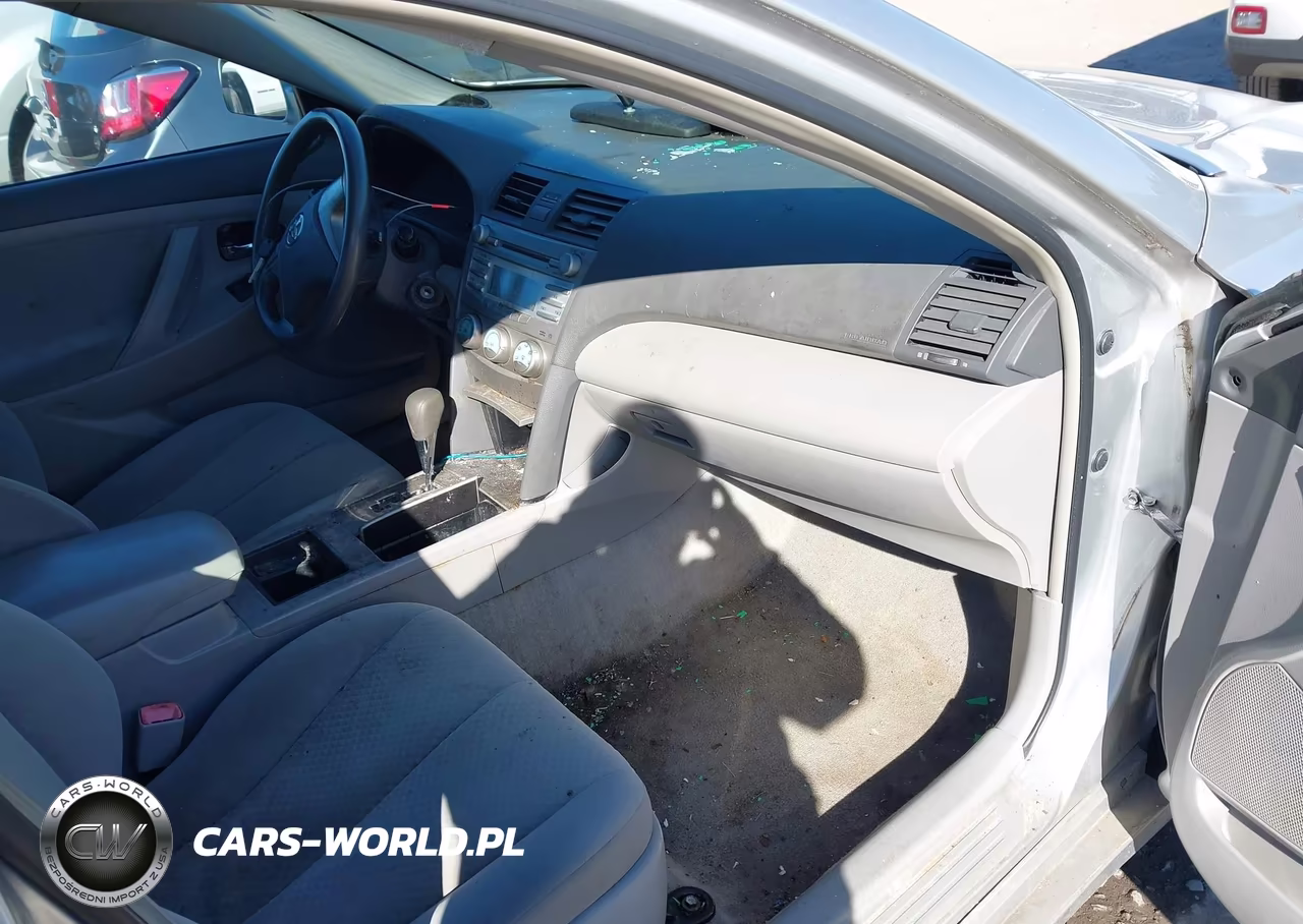2007 Toyota Camry Le VIN:4T1BE46K77U174611 - 5