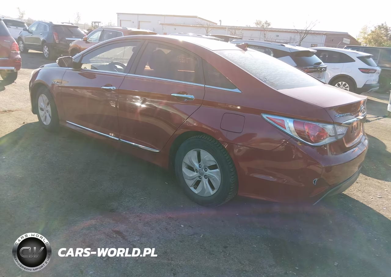 2015 Hyundai Sonata Hybrid VIN:KMHEC4A48FA124926 - 3
