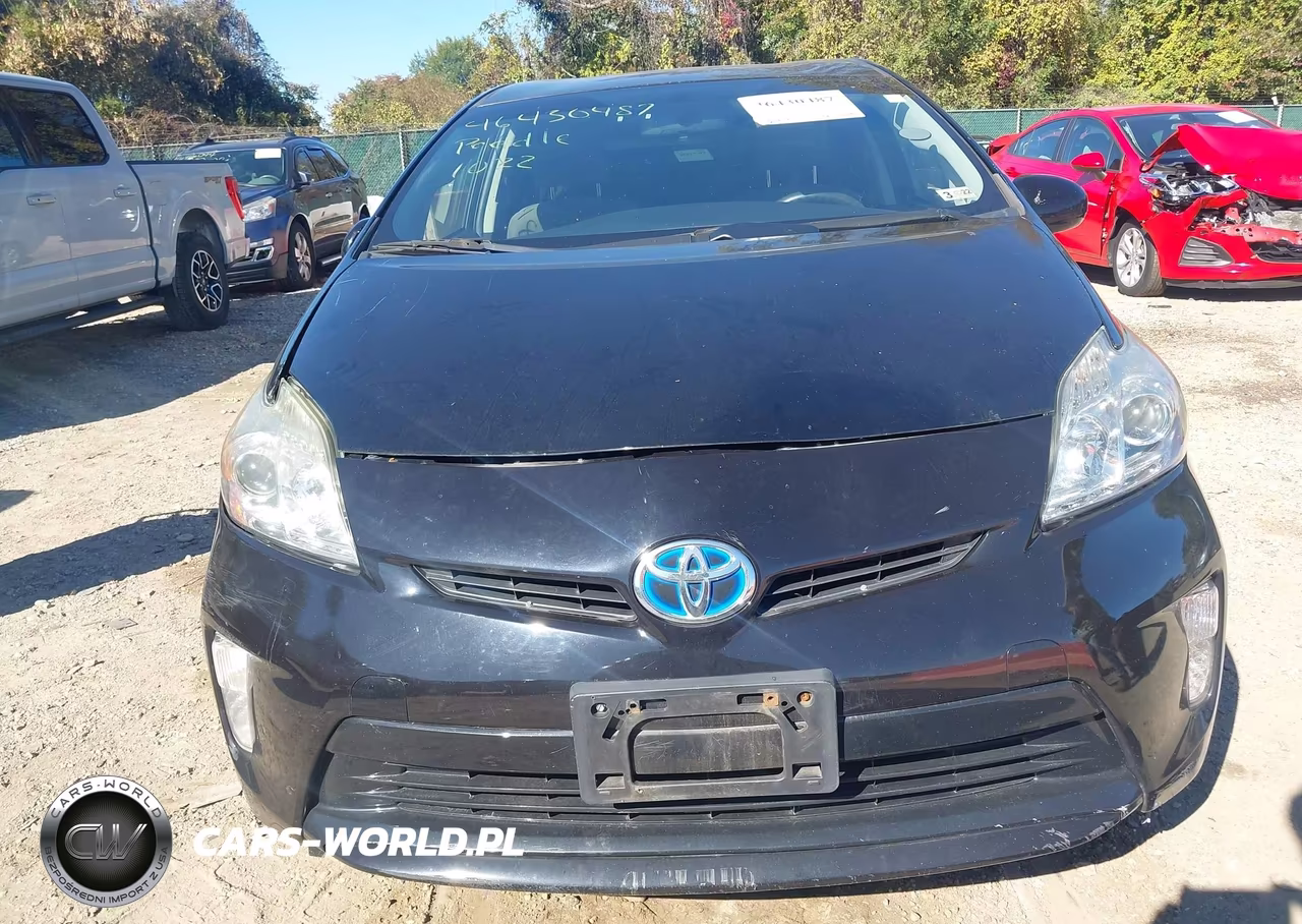 2013 Toyota Prius Two VIN:JTDKN3DU9D1692929 - 12