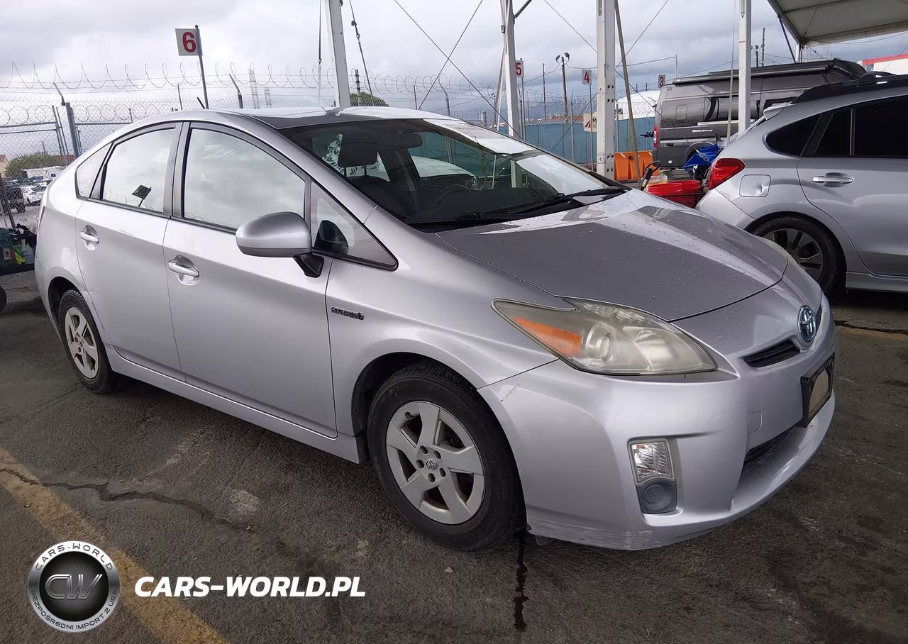 2011 Toyota Prius Two
