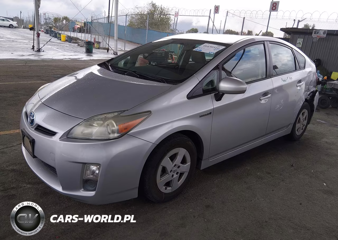 2011 Toyota Prius Two VIN:JTDKN3DU9B1463826 - 2