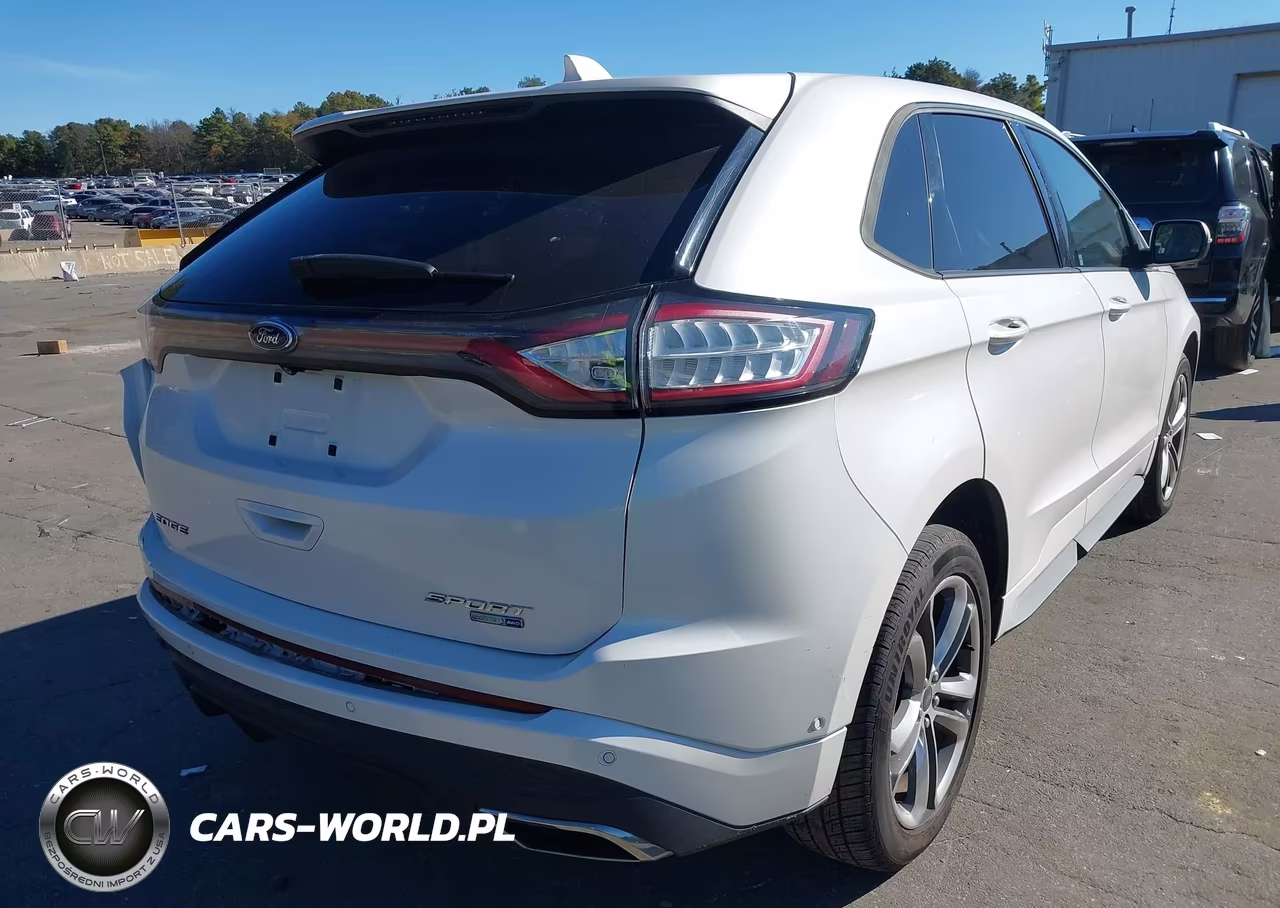 2015 Ford Edge Sport VIN:2FMTK4AP1FBB10925 - 4