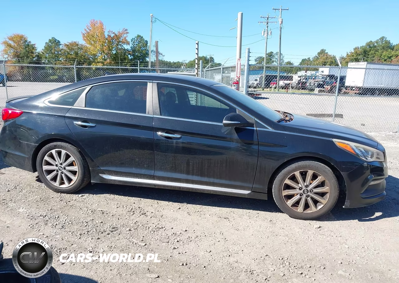 2016 Hyundai Sonata Limited VIN:5NPE34AF7GH348771 - 13
