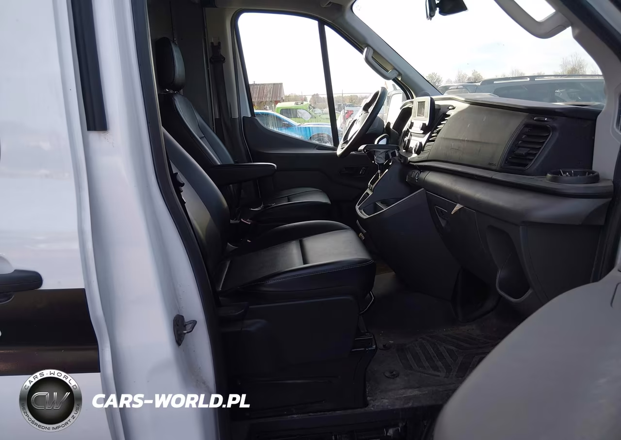 2023 Ford Transit-250 VIN:1FTBR2C84PKB85325 - 5
