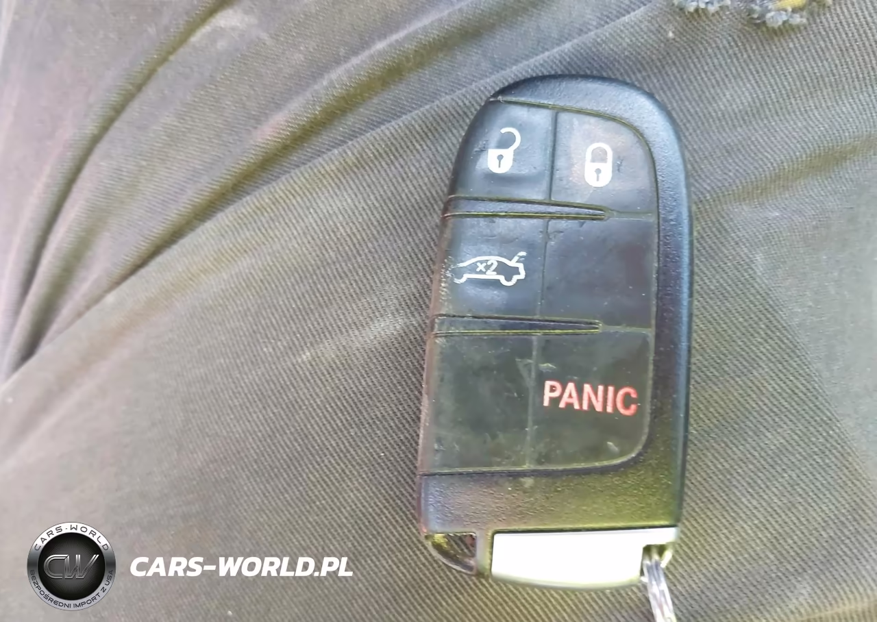 2015 Chrysler 200 S VIN:1C3CCCBGXFN515670 - 11