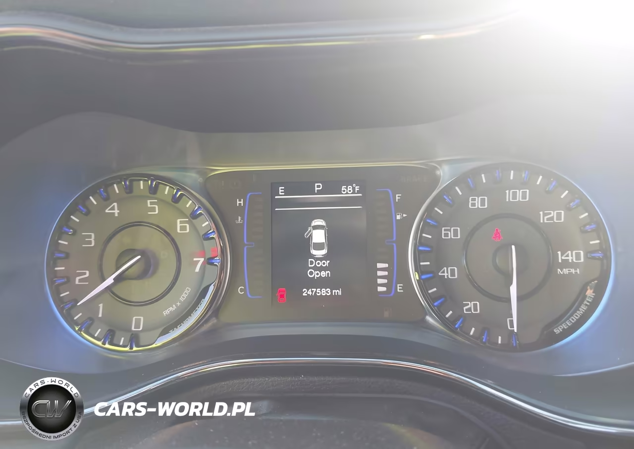 2015 Chrysler 200 S VIN:1C3CCCBGXFN515670 - 7