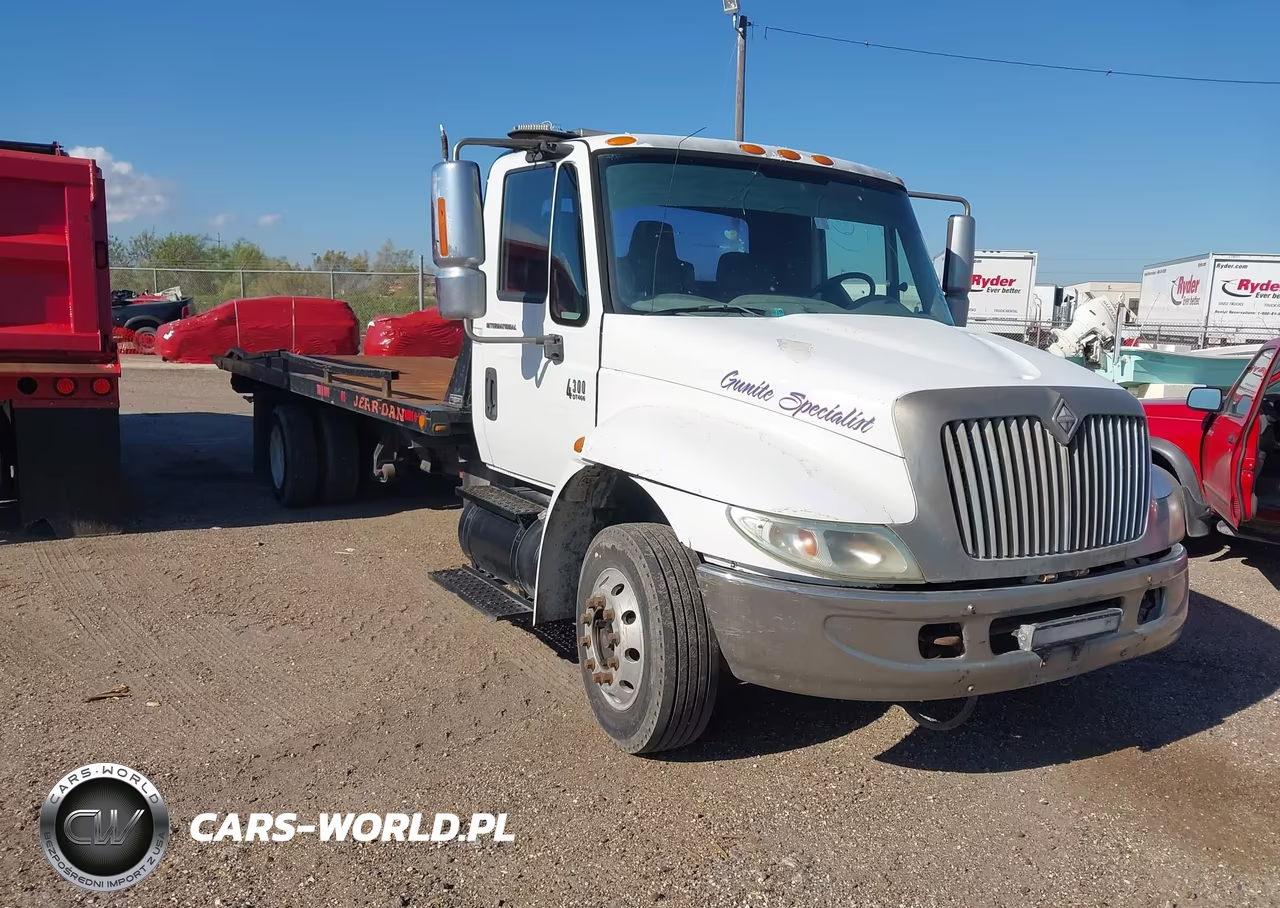 2003 International 4000 4300 VIN:1HTMMAAL63H557203 - 1