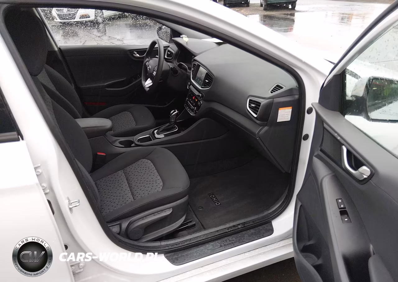 2019 Hyundai Ioniq Hybrid Blue VIN:KMHC65LC7KU108010 - 5