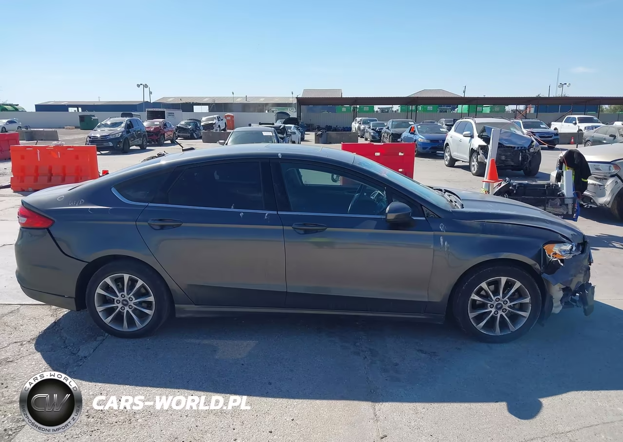 2017 Ford Fusion Se VIN:3FA6P0H7XHR111728 - 13