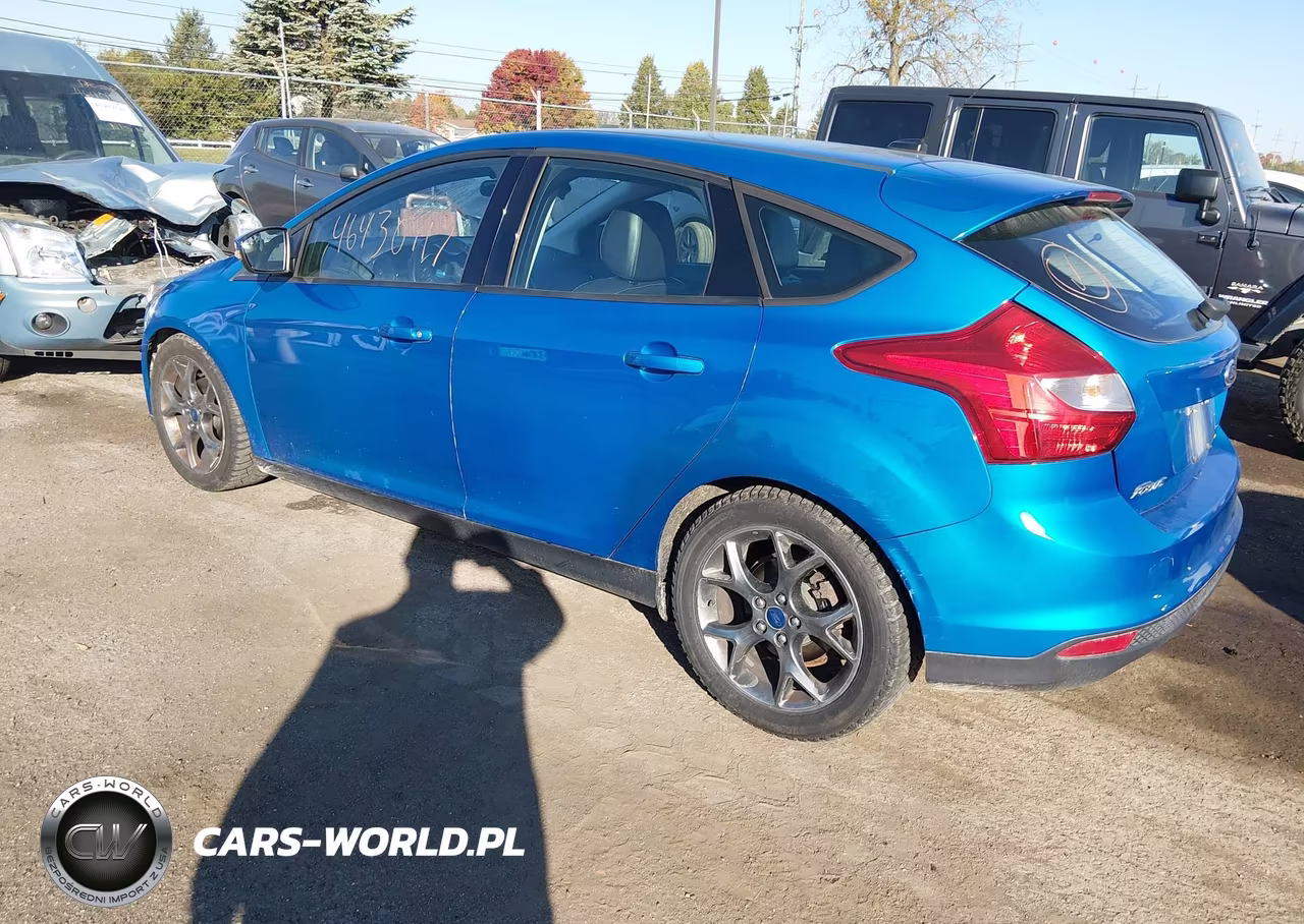 2014 Ford Focus Se VIN:1FADP3K2XEL107629 - 3