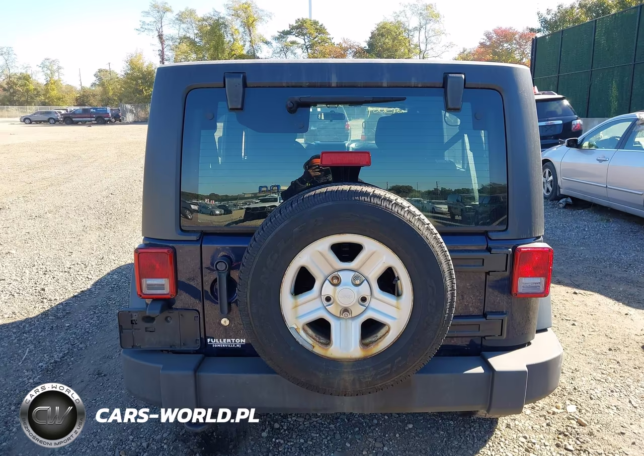 2013 Jeep Wrangler Unlimited Sport VIN:1C4BJWDG0DL627348 - 16
