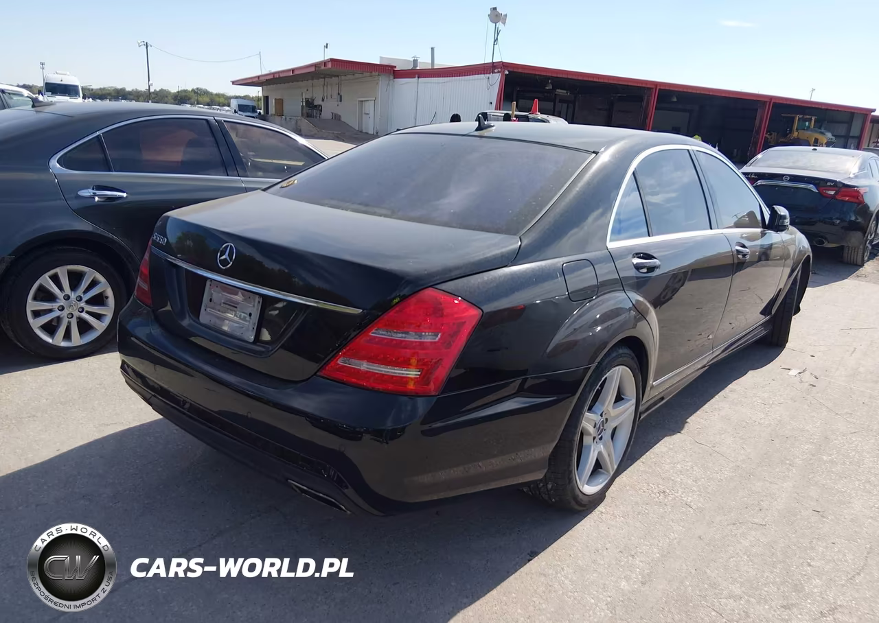 2010 Mercedes-Benz S 550 VIN:WDDNG7BB9AA326549 - 4
