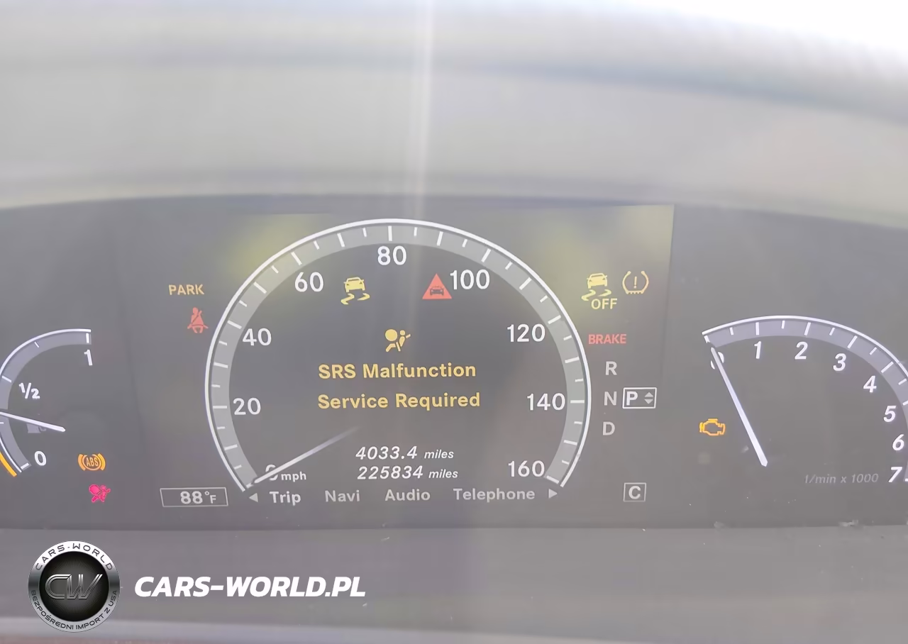 2010 Mercedes-Benz S 550 VIN:WDDNG7BB9AA326549 - 7
