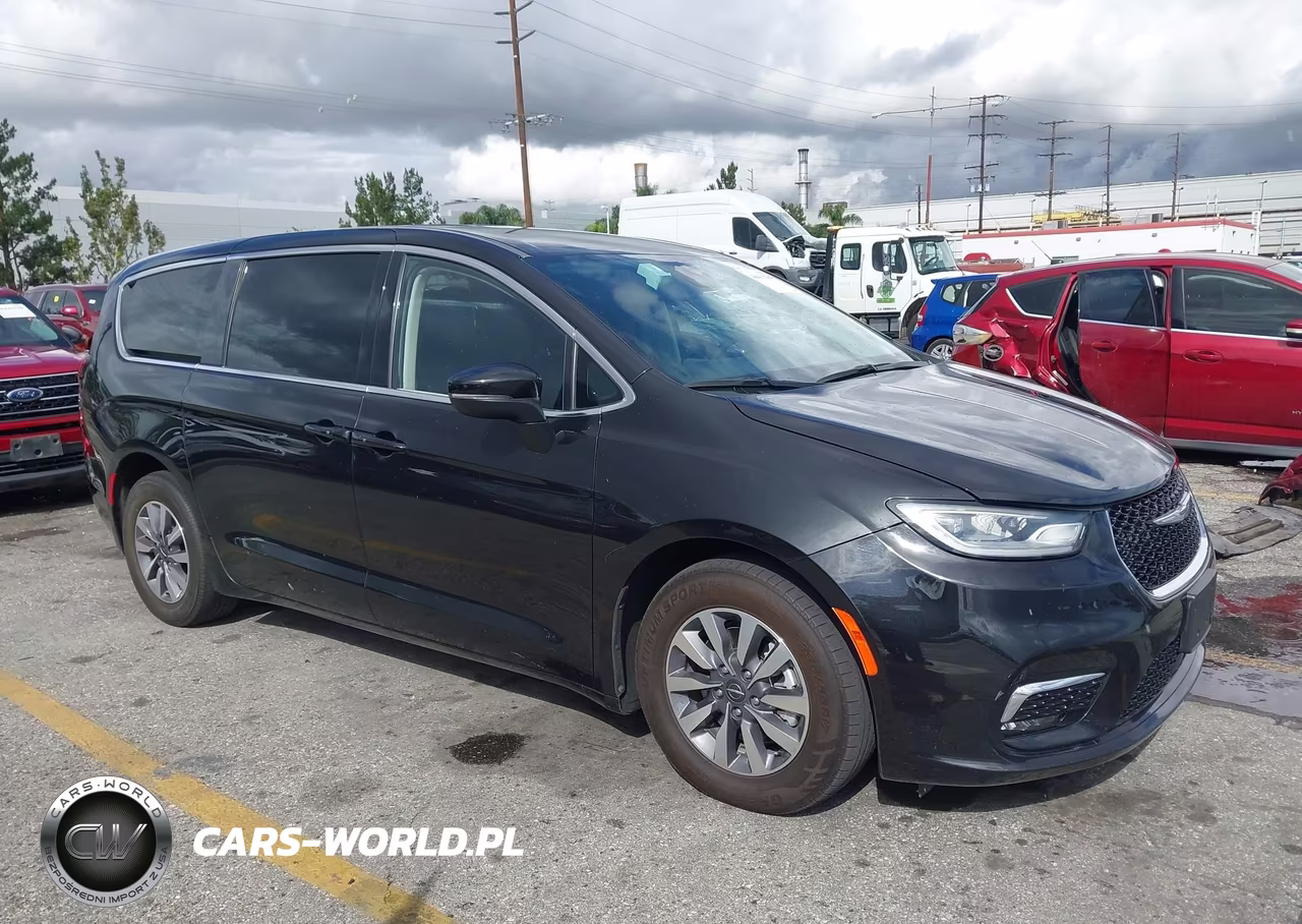 2023 Chrysler Pacifica Hybrid Touring L