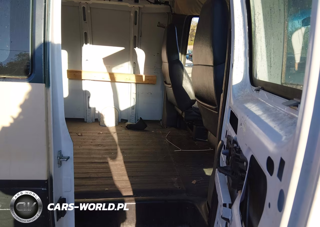 2007 Chevrolet Express Work Van VIN:1GCFG15X971145477 - 8