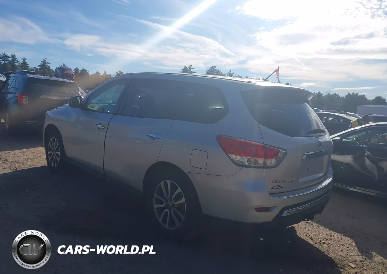2014 Nissan Pathfinder S VIN:5N1AR2MM2EC654311 - 3