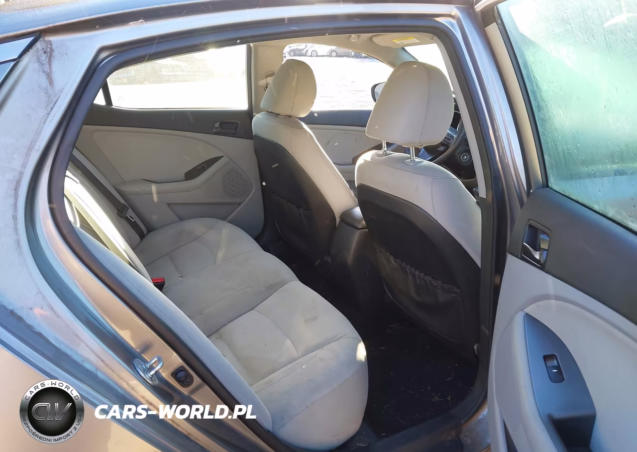 2014 Kia Optima Lx VIN:5XXGM4A78EG296963 - 8