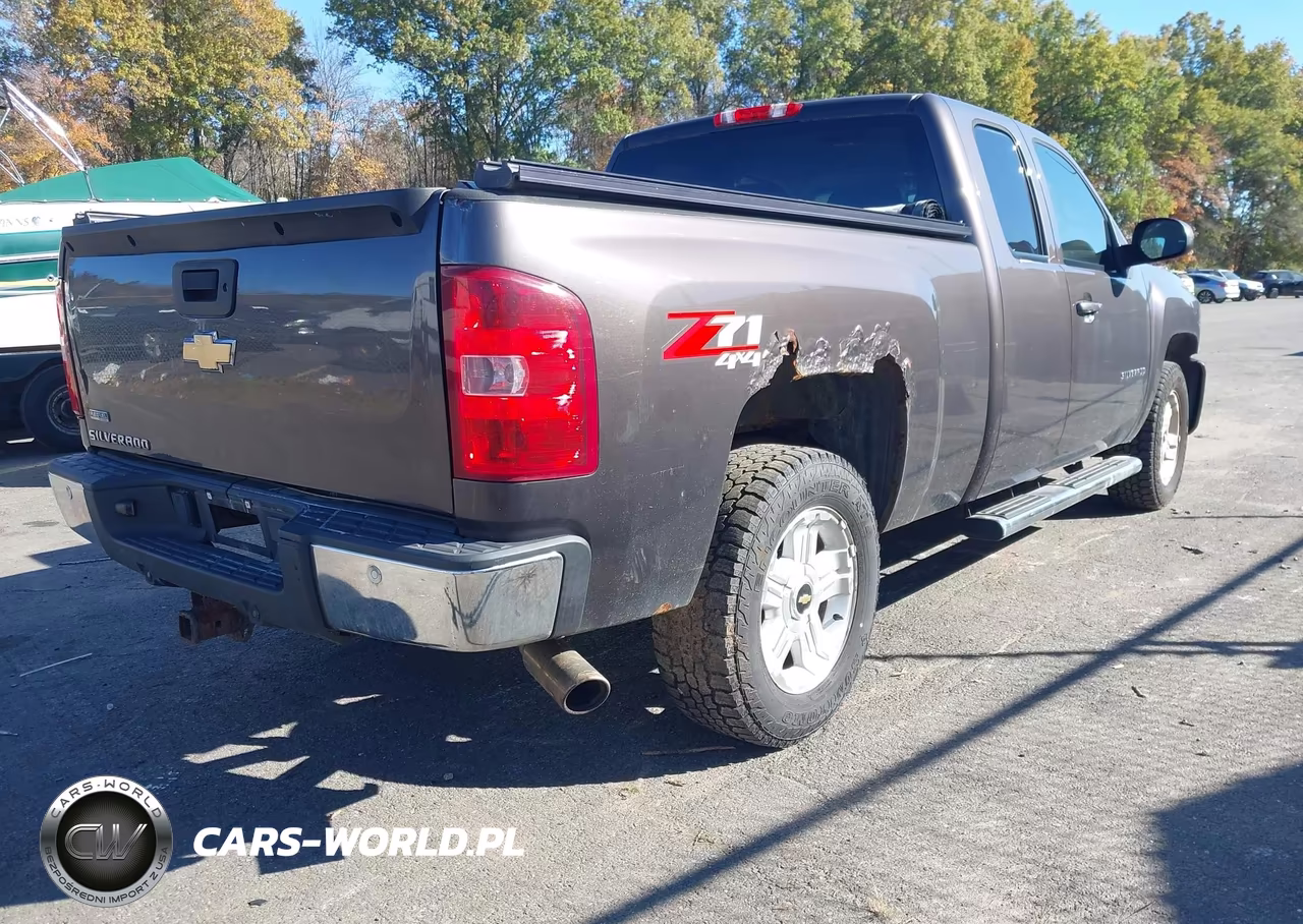 2011 Chevrolet Silverado 1500 Lt VIN:1GCRKSE37BZ211047 - 4