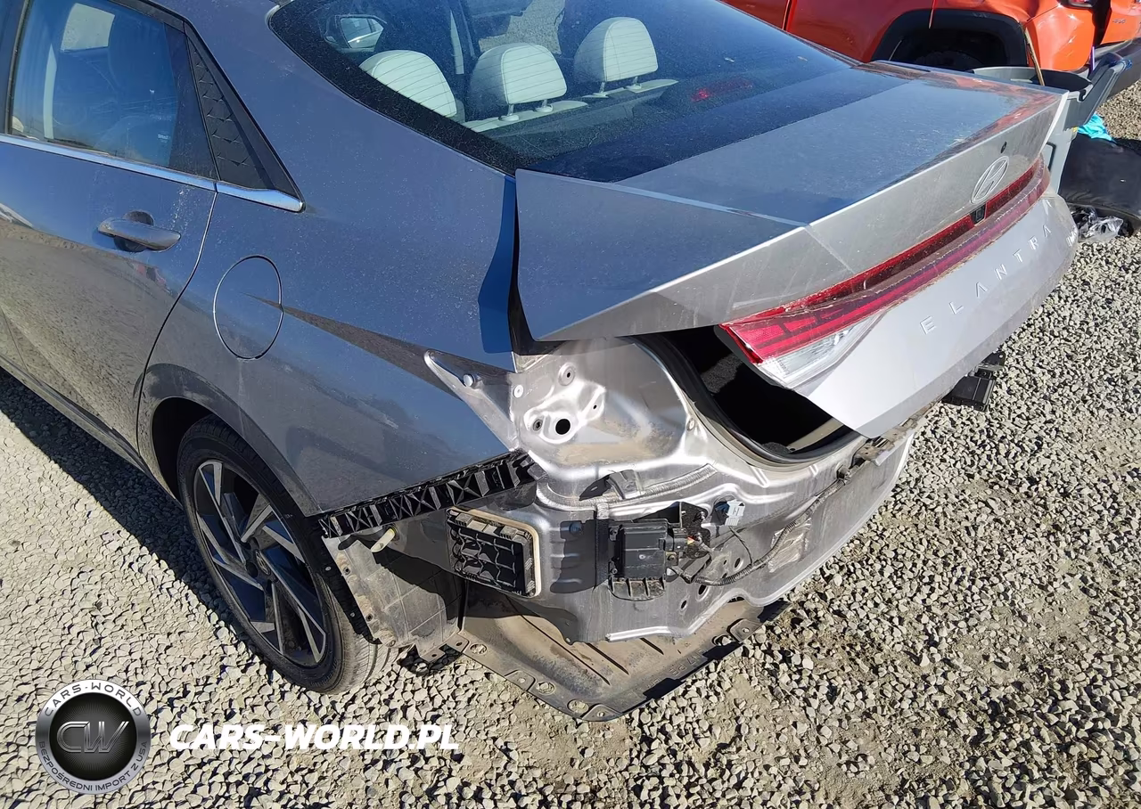 2025 Hyundai Elantra Limited VIN:KMHLP4DG2SU966882 - 19