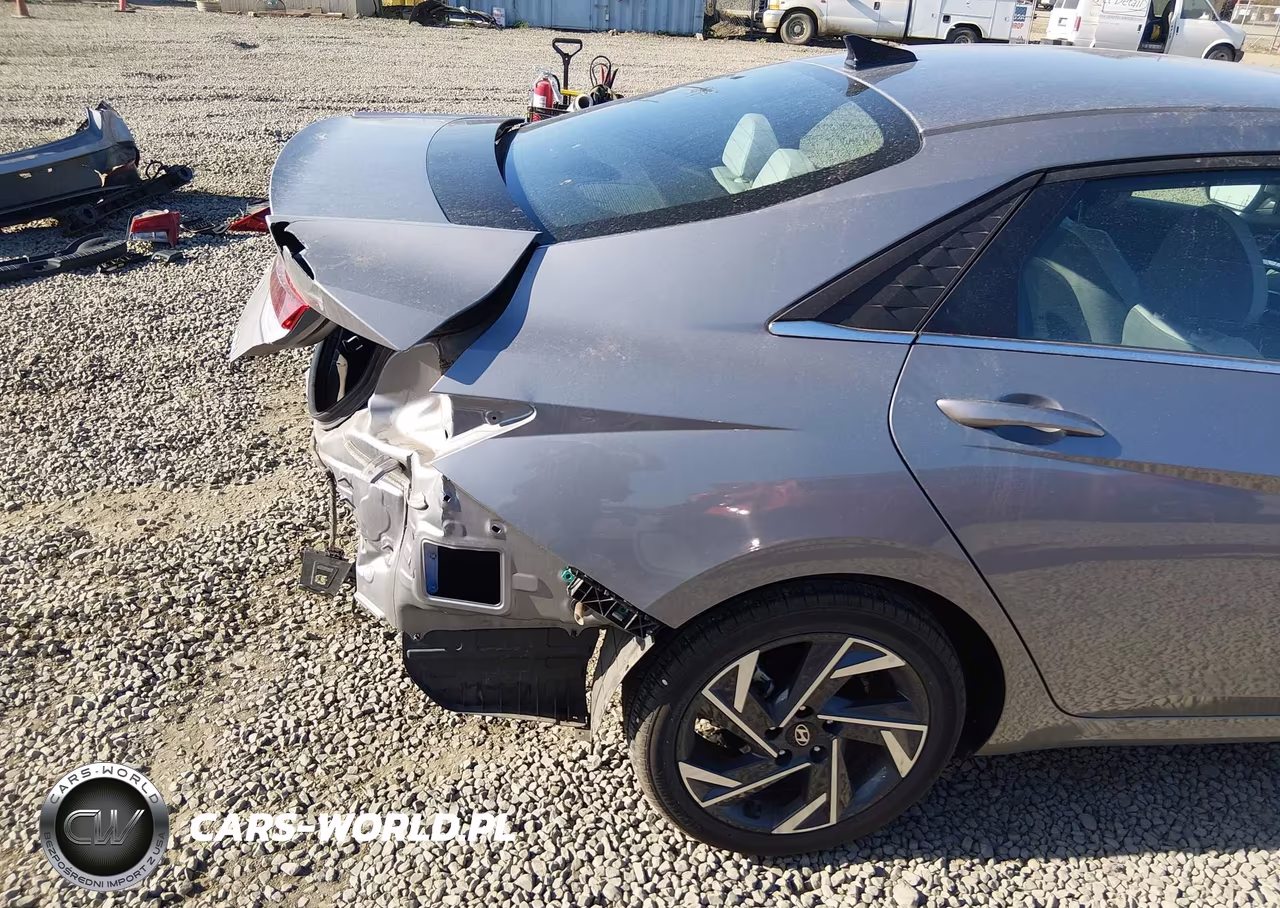 2025 Hyundai Elantra Limited VIN:KMHLP4DG2SU966882 - 22