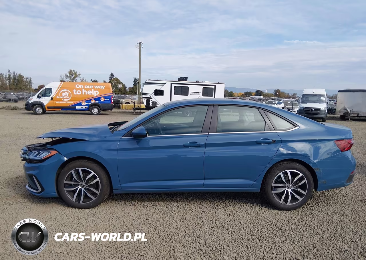 2026 Volkswagen Jetta Se VIN:3VW7W7BU5TM050932 - 14