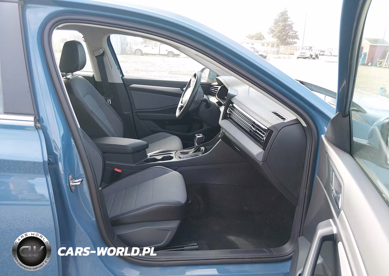 2026 Volkswagen Jetta Se VIN:3VW7W7BU5TM050932 - 5