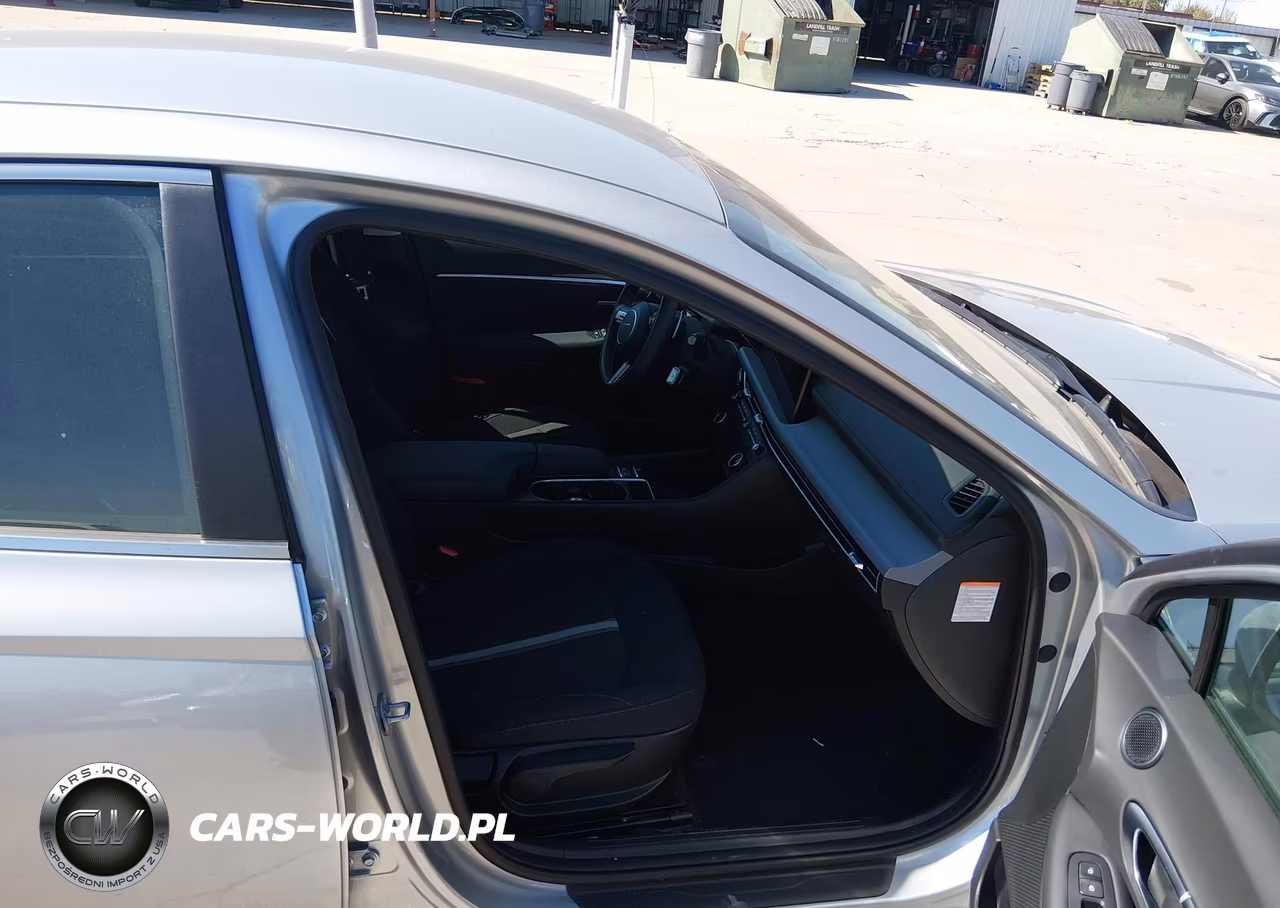 2026 Hyundai Sonata Hybrid Blue VIN:KMHL24JJ0TA167913 - 5