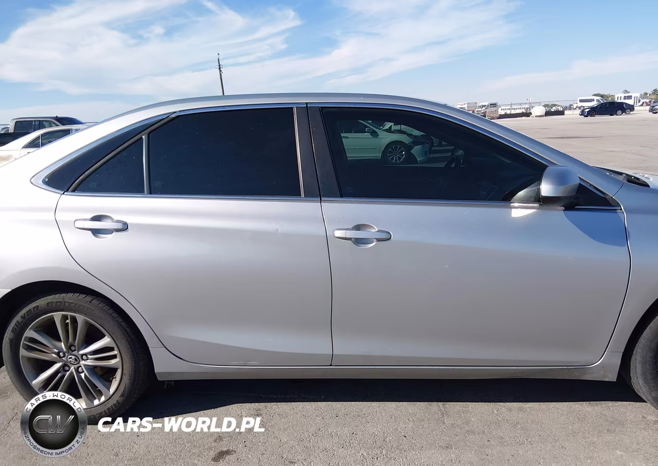 2016 Toyota Camry Se VIN:4T1BF1FK8GU615044 - 13