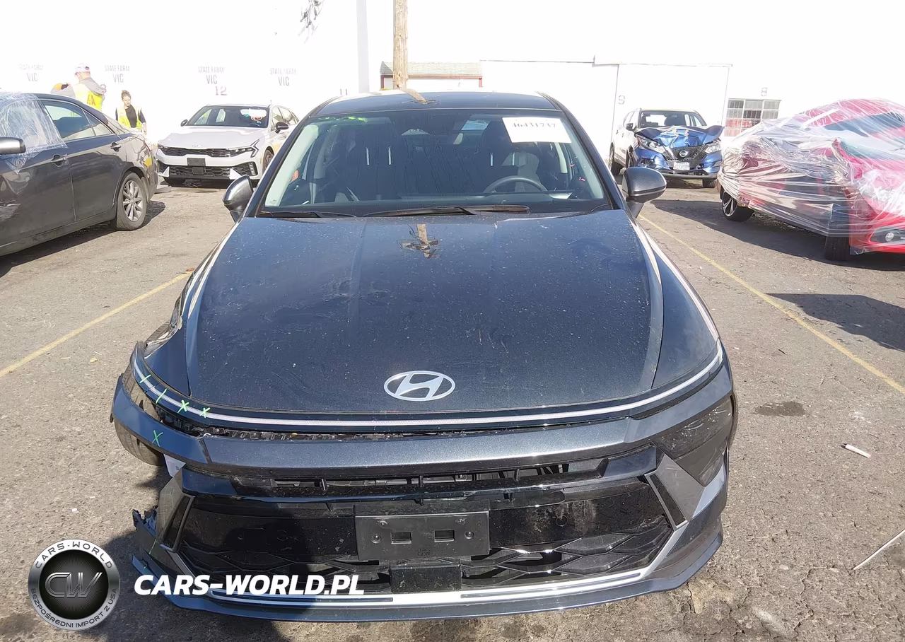 2026 Hyundai Sonata Hybrid Blue VIN:KMHL24JJ2TA161952 - 12
