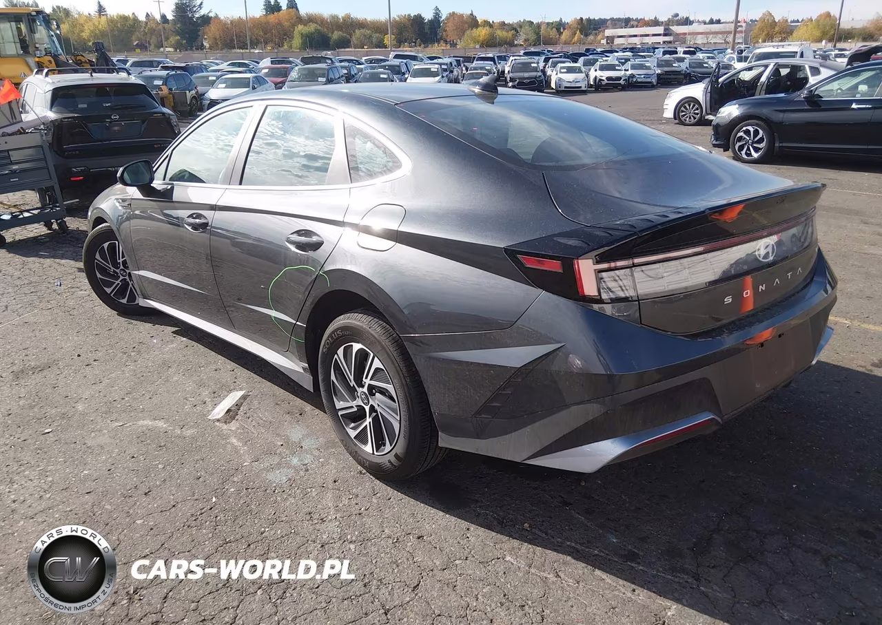 2026 Hyundai Sonata Hybrid Blue VIN:KMHL24JJ2TA161952 - 3