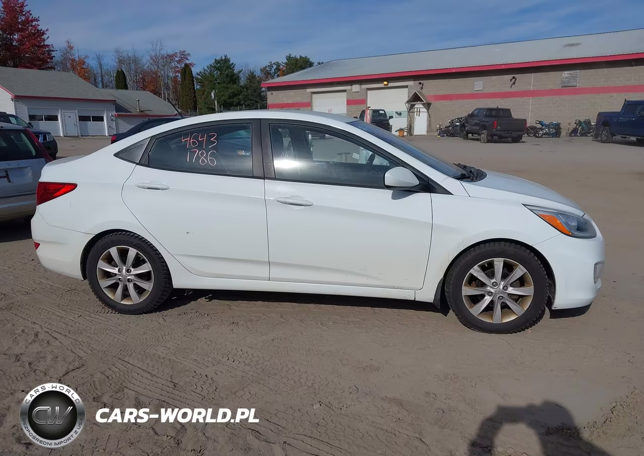 2014 Hyundai Accent Gls VIN:KMHCU4AE7EU749750 - 14
