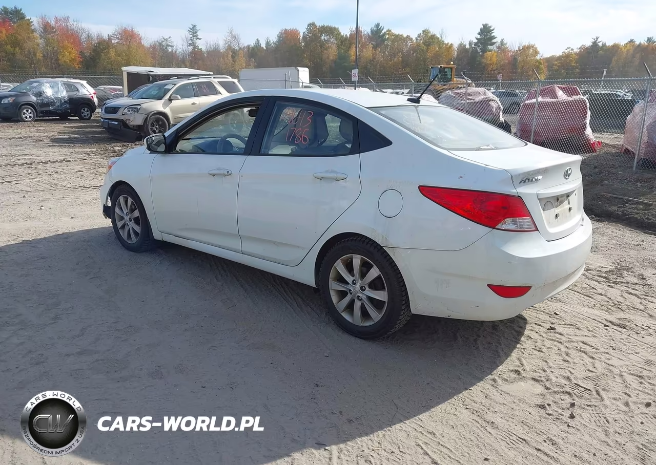 2014 Hyundai Accent Gls VIN:KMHCU4AE7EU749750 - 3