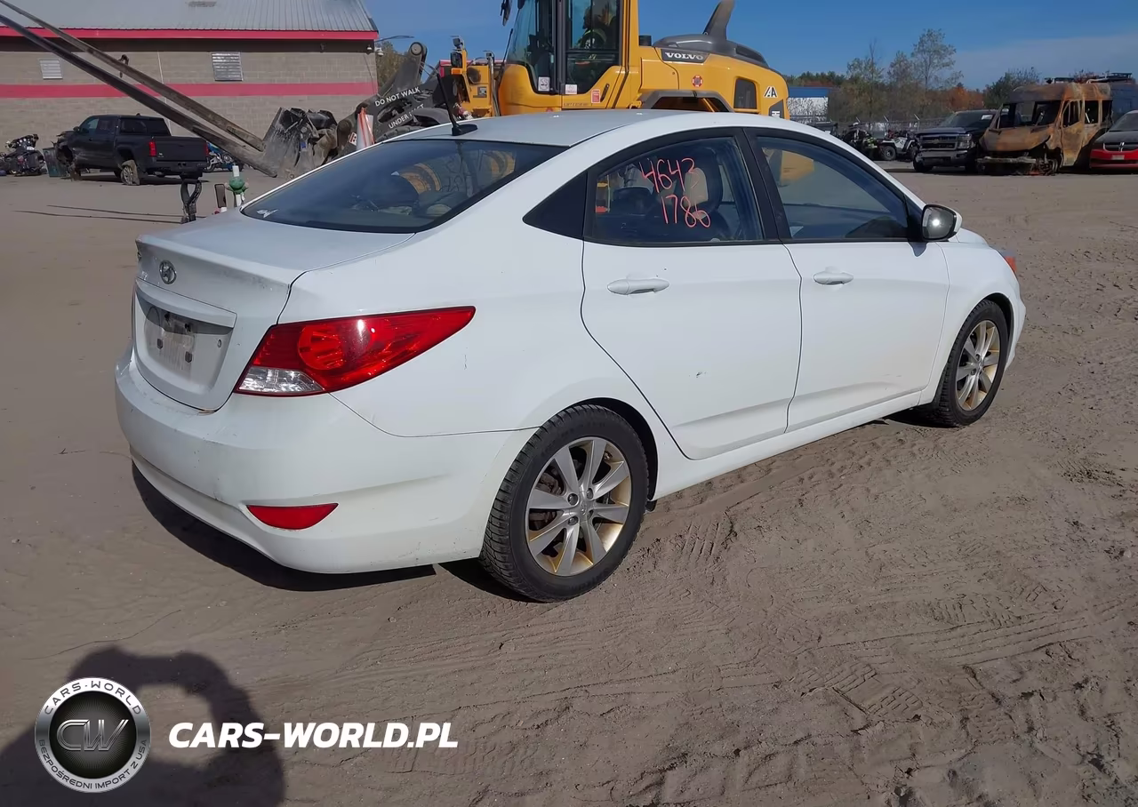 2014 Hyundai Accent Gls VIN:KMHCU4AE7EU749750 - 4