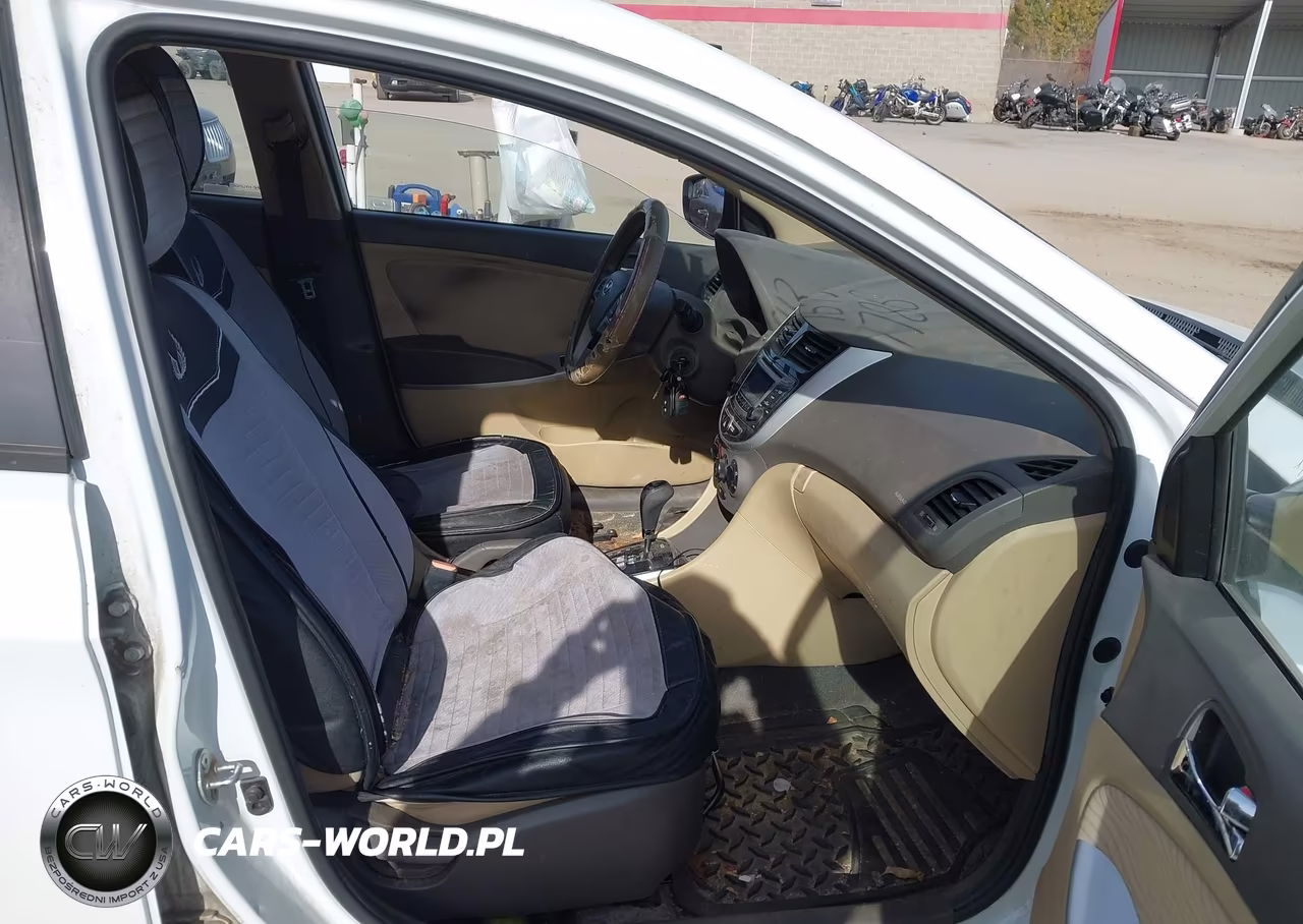 2014 Hyundai Accent Gls VIN:KMHCU4AE7EU749750 - 5