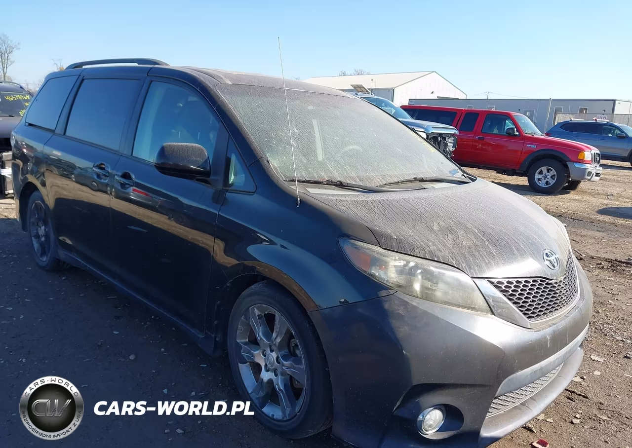 2011 Toyota Sienna Se