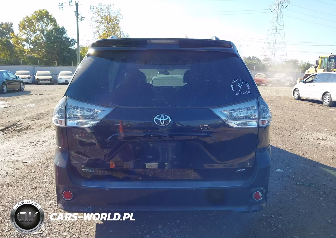 2011 Toyota Sienna Se VIN:5TDXK3DC1BS074655 - 16