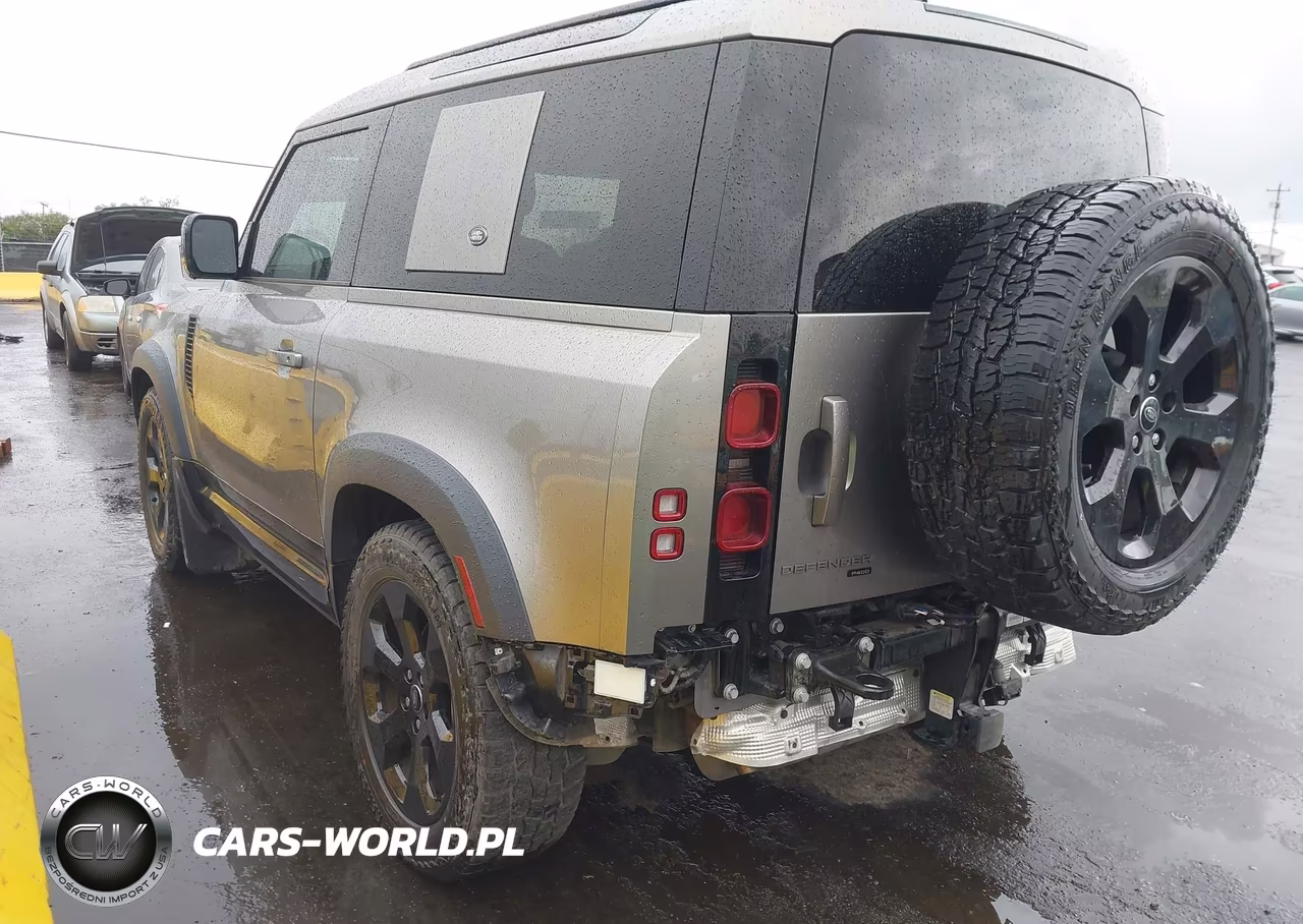 2023 Land Rover Defender 90 X-Dynamic Se VIN:SALE26EUXP2129062 - 3