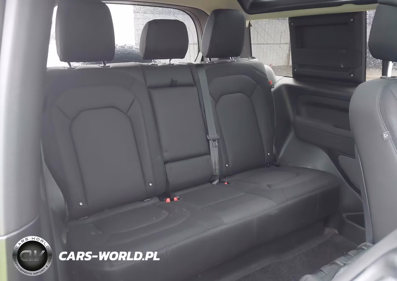 2023 Land Rover Defender 90 X-Dynamic Se VIN:SALE26EUXP2129062 - 8