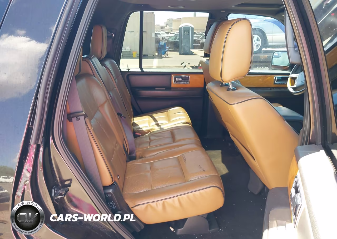 2014 Lincoln Navigator VIN:5LMJJ2H54EEL01449 - 8