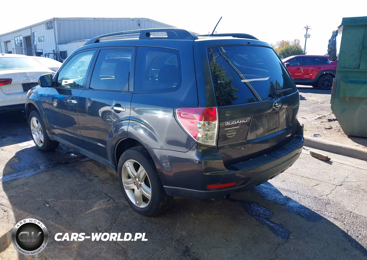 2010 Subaru Forester 2.5X Premium VIN:JF2SH6CC5AH770323 - 3