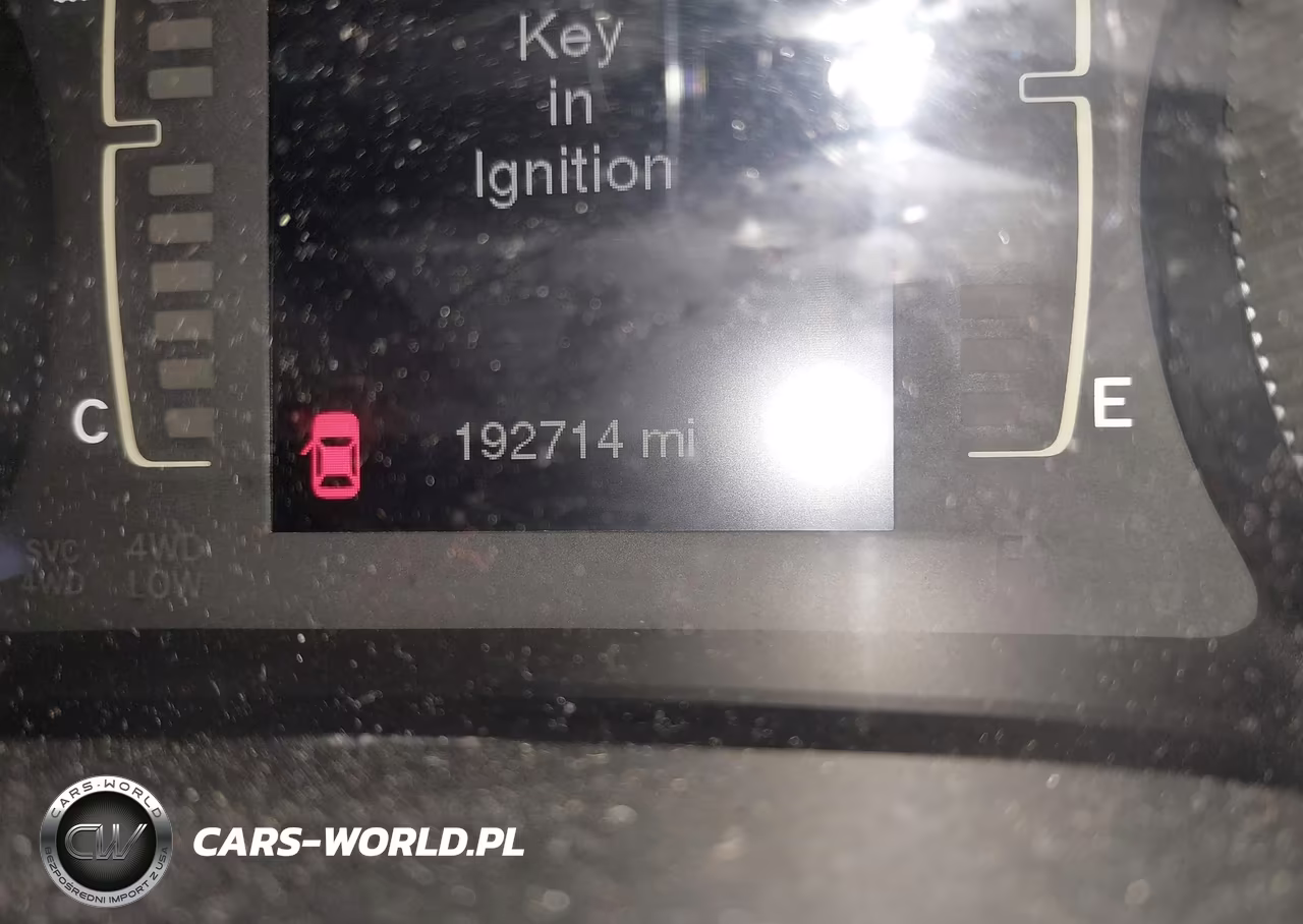 2016 Jeep Cherokee Latitude VIN:1C4PJLCS2GW114258 - 15