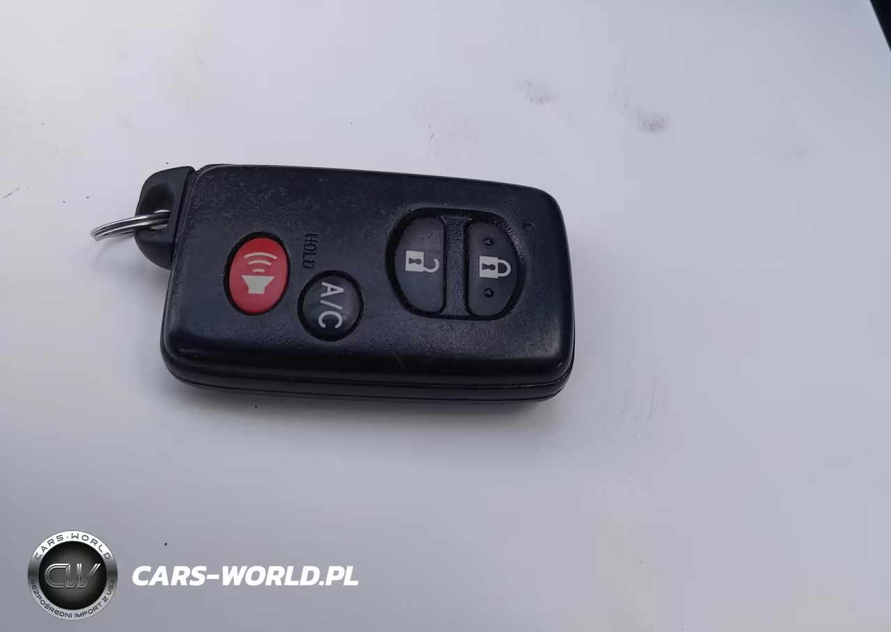 2012 Toyota Prius Plug-In VIN:JTDKN3DPXC3028832 - 11