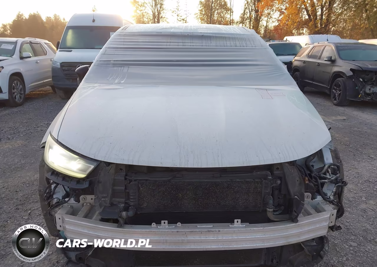 2024 Chrysler Pacifica Hybrid Select VIN:2C4RC1S76RR181106 - 13