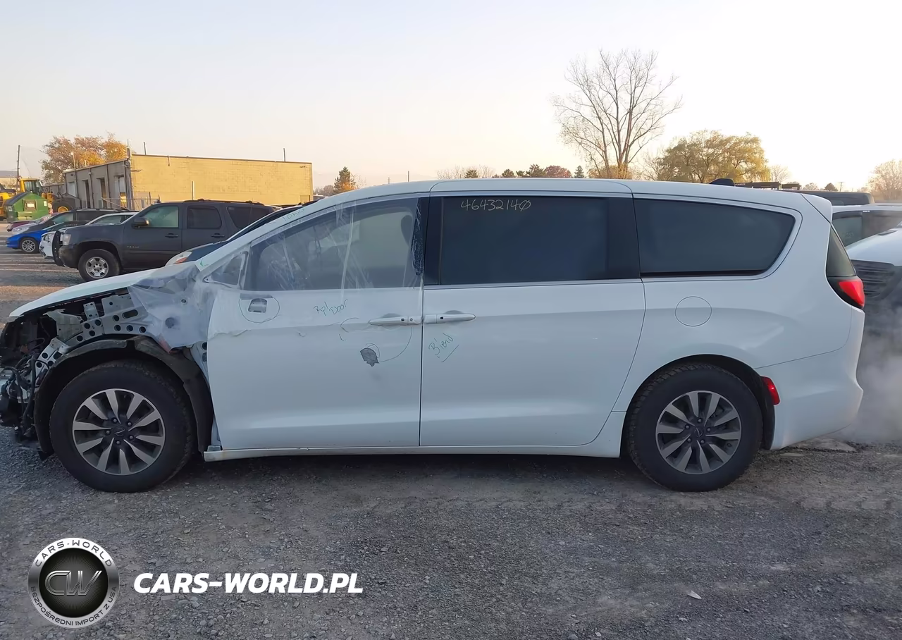 2024 Chrysler Pacifica Hybrid Select VIN:2C4RC1S76RR181106 - 15