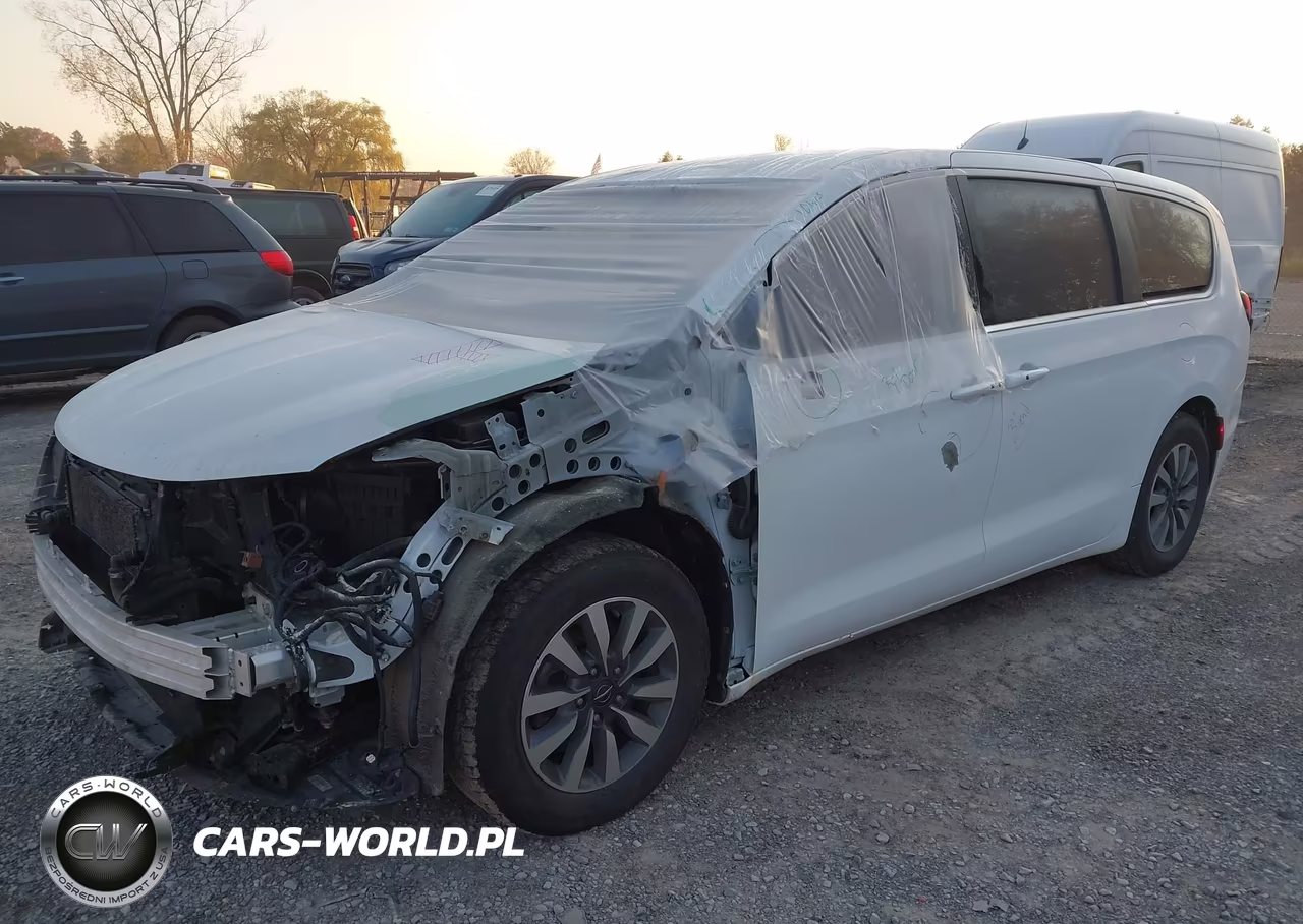 2024 Chrysler Pacifica Hybrid Select VIN:2C4RC1S76RR181106 - 2