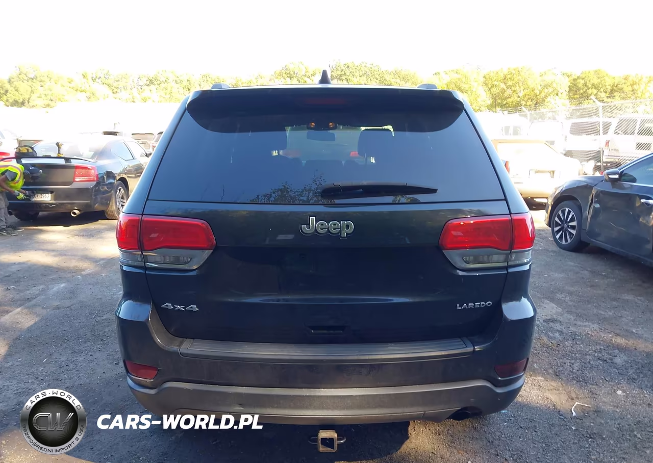 2014 Jeep Grand Cherokee Laredo VIN:1C4RJFAGXEC440039 - 16