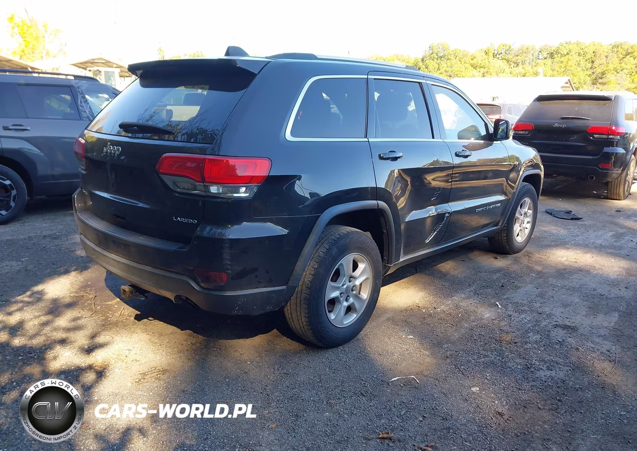 2014 Jeep Grand Cherokee Laredo VIN:1C4RJFAGXEC440039 - 4