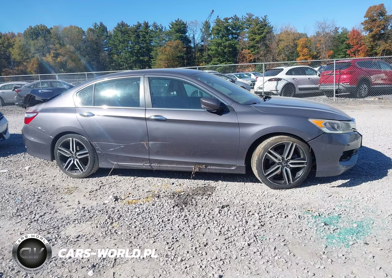 2016 Honda Accord Sport VIN:1HGCR2F59GA102615 - 13